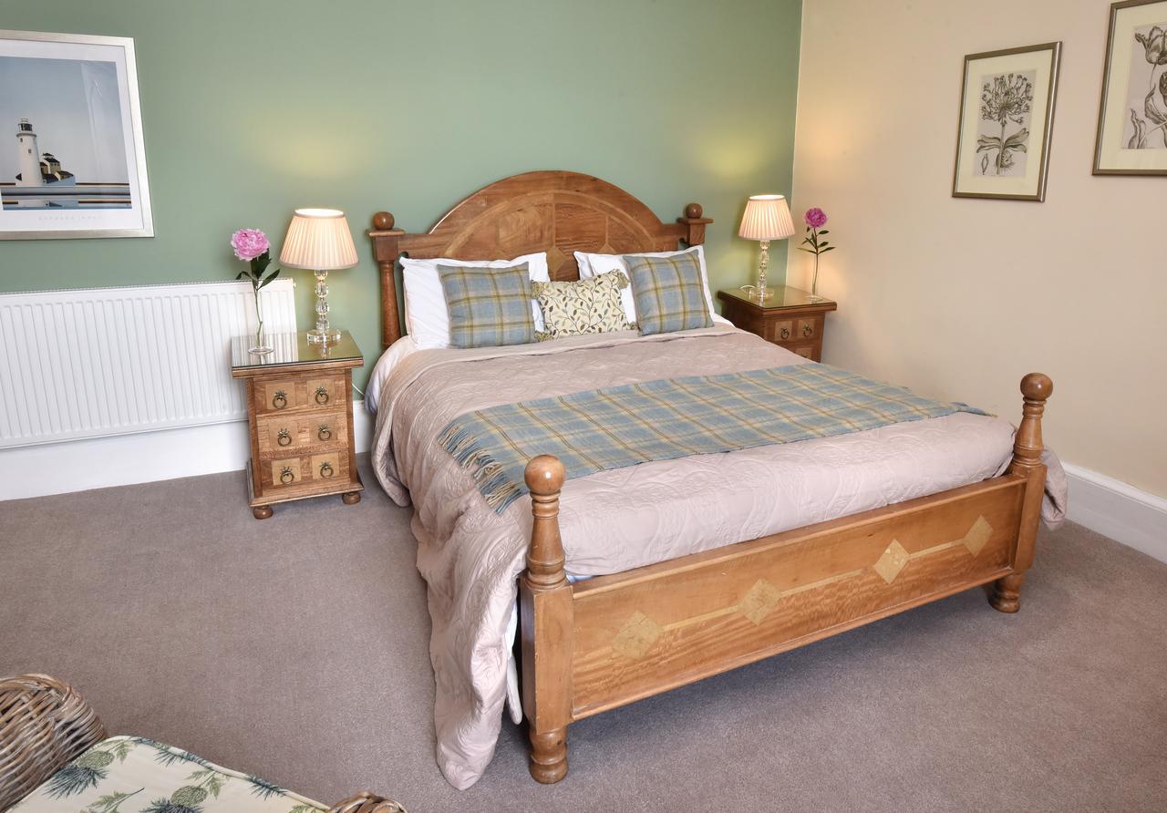 The Royal Hotel Cromarty Bagian luar foto