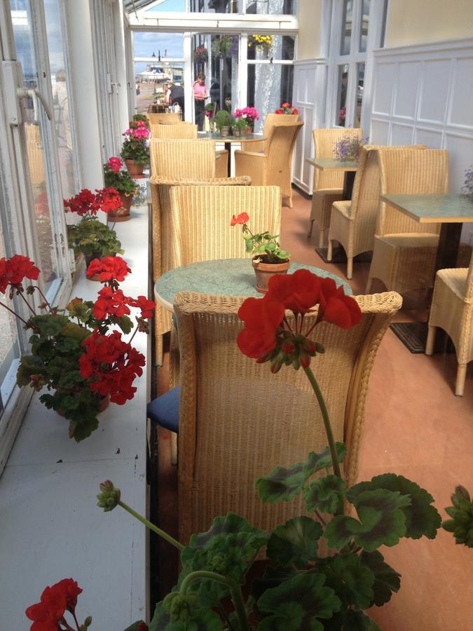 The Royal Hotel Cromarty Bagian luar foto
